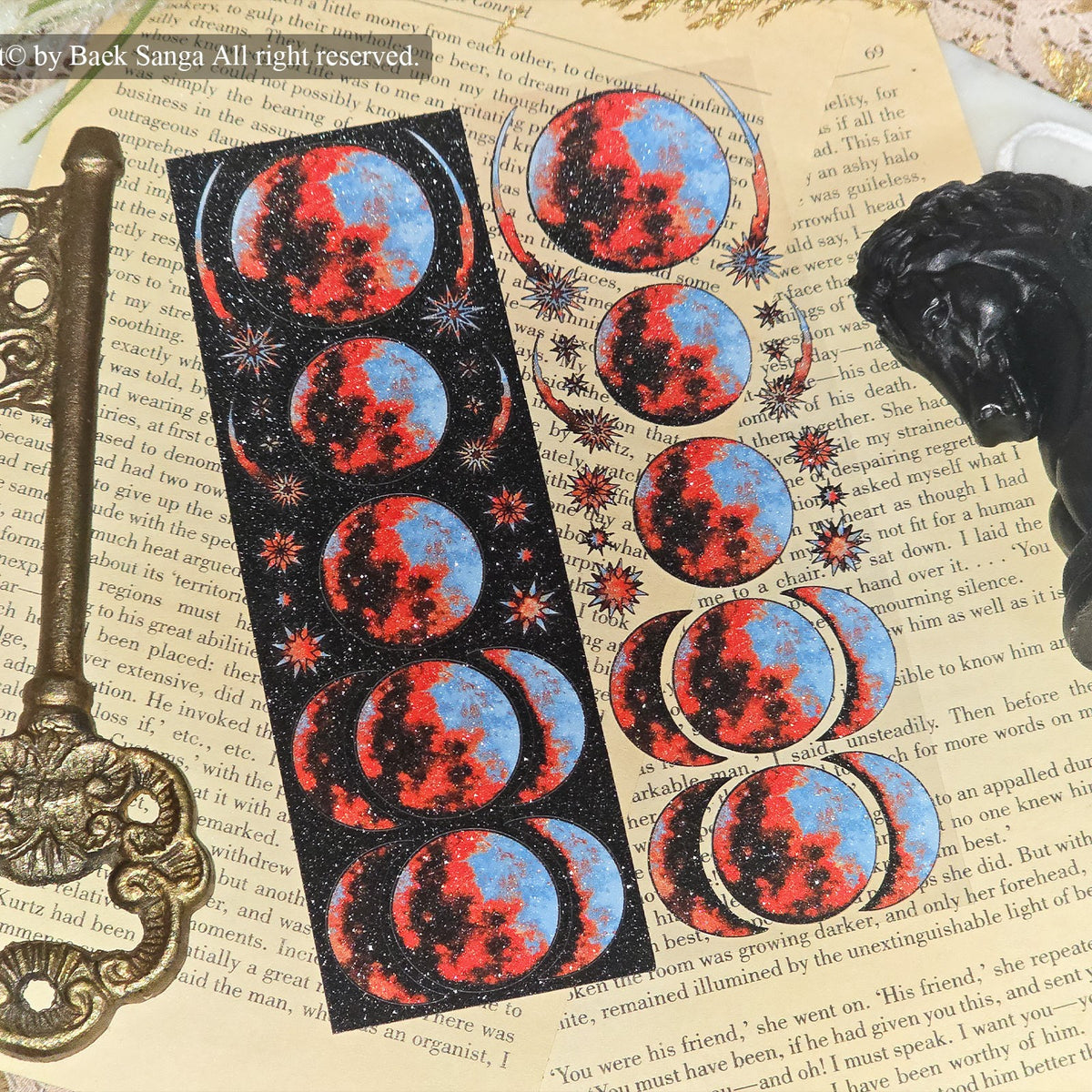 BAEK SANGA - Sticker La lune du Vide 🌙